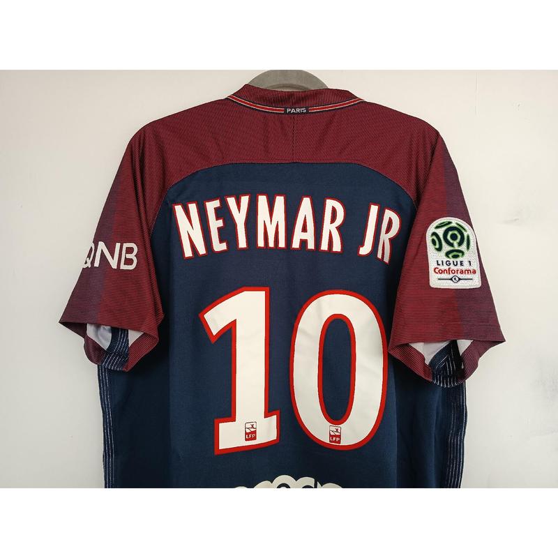 Paris Neymar's debut season home jersey fan version