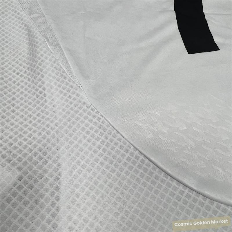 2425  Home White No. 7 VINI JR  Short Sleeve Soccer Jerseys