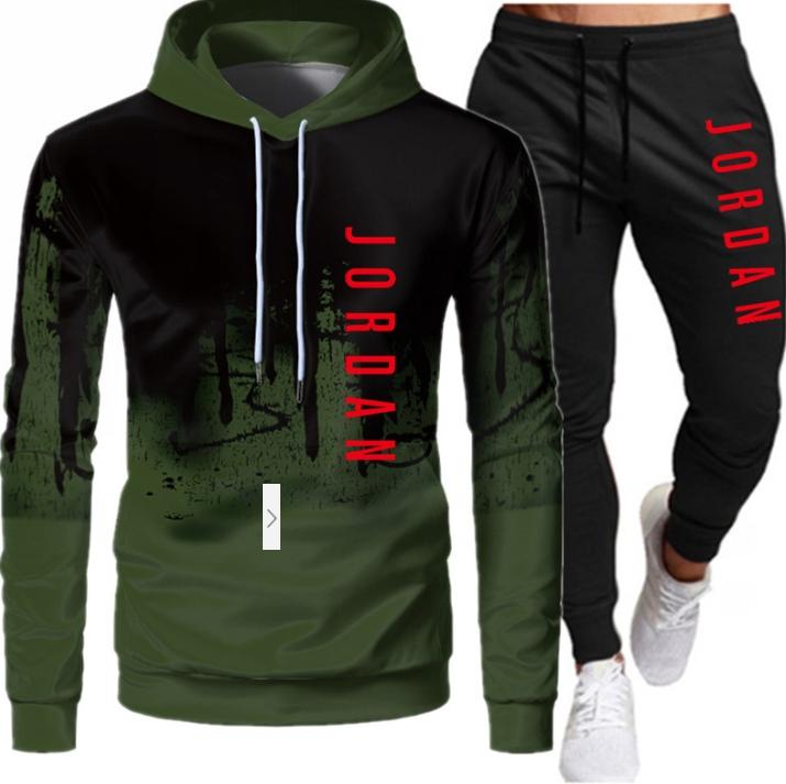 Cost-effective sports suit: the perfect balance of quality and price. Men's hooded sports suit